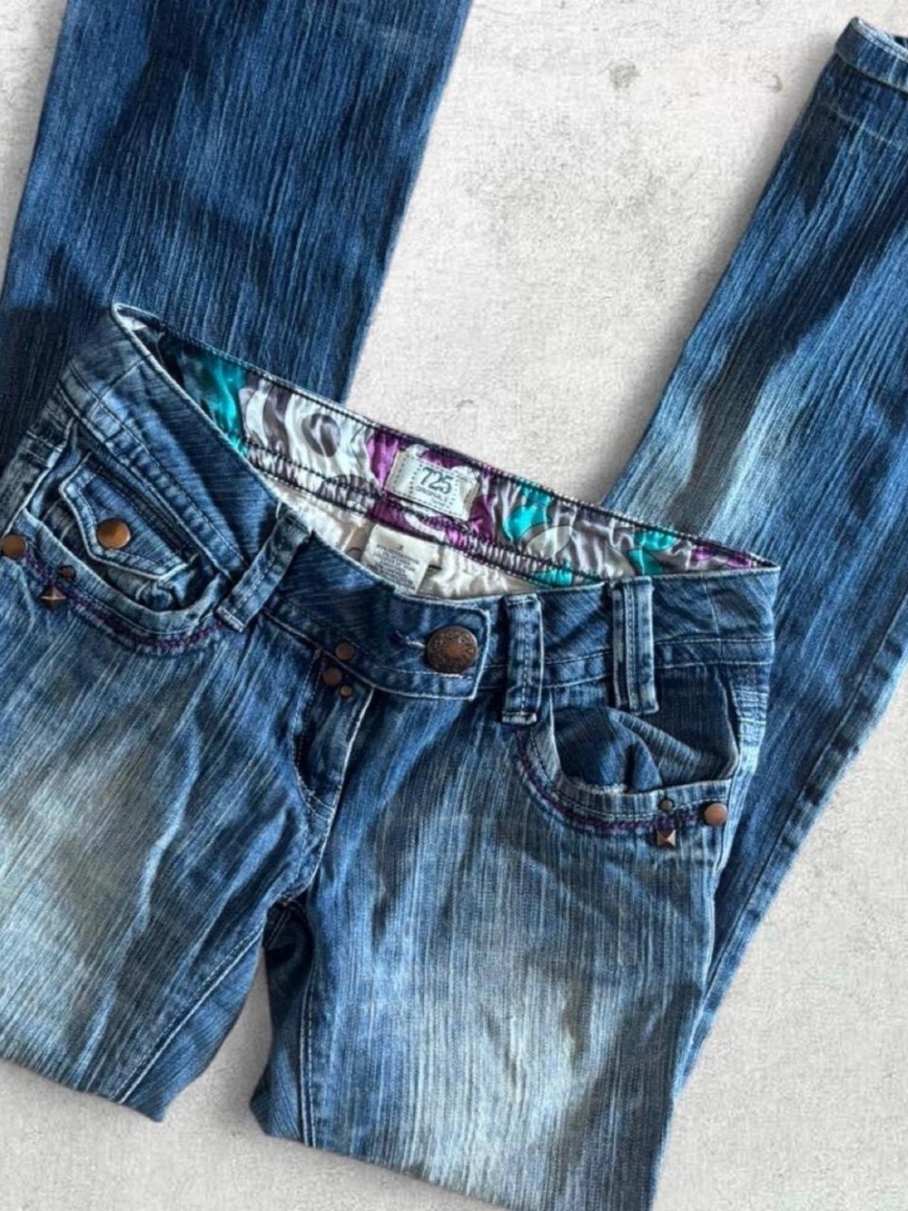 Y2K/Vintage 725 Originals Low rise Boot Cut Jeans